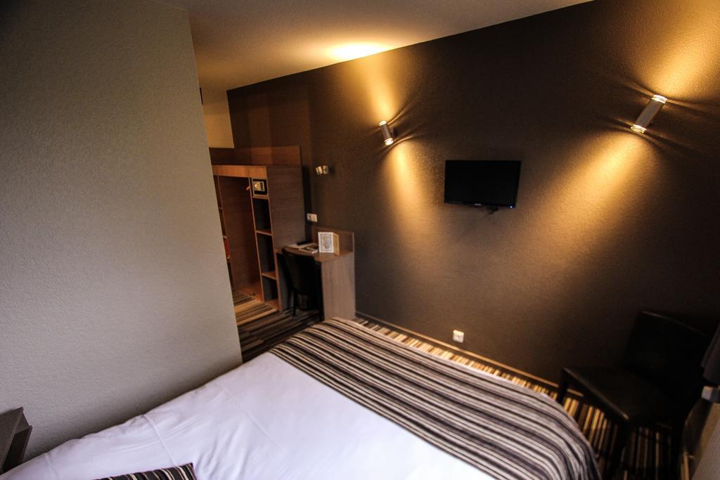 Hotel Bollaert Lens Bagian luar foto
