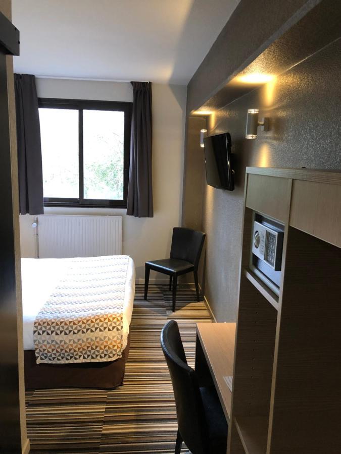 Hotel Bollaert Lens Bagian luar foto